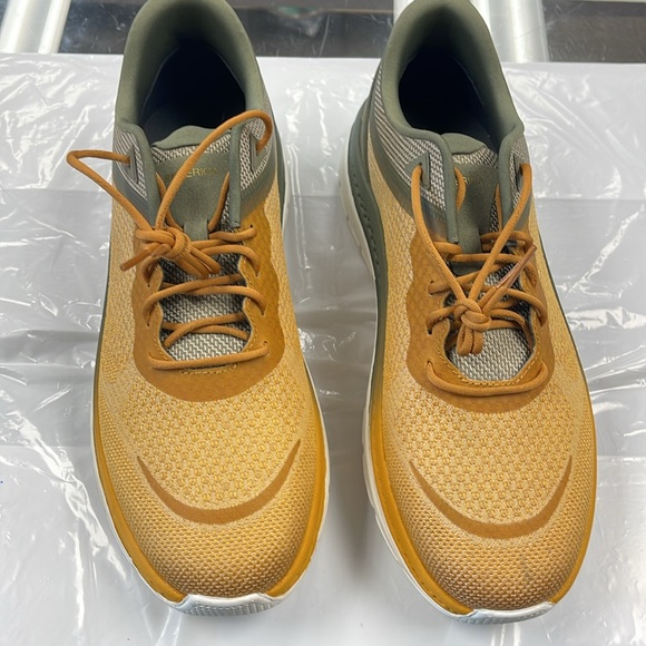 Brand New GEOX Man Sneaker Respira Size 9 (42) Yellow/Green - Picture 2 of 11